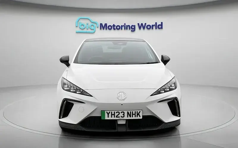 Used MG MG4 EV Trophy 150 kW (204 HP) 2025 Hatchback