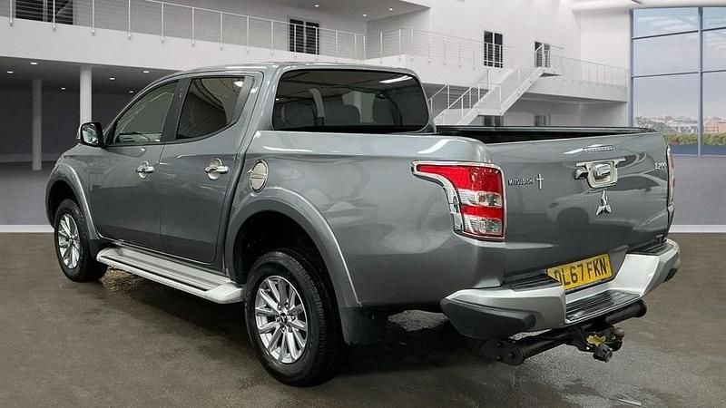 Used Mitsubishi L200 2017 Grey Pickup