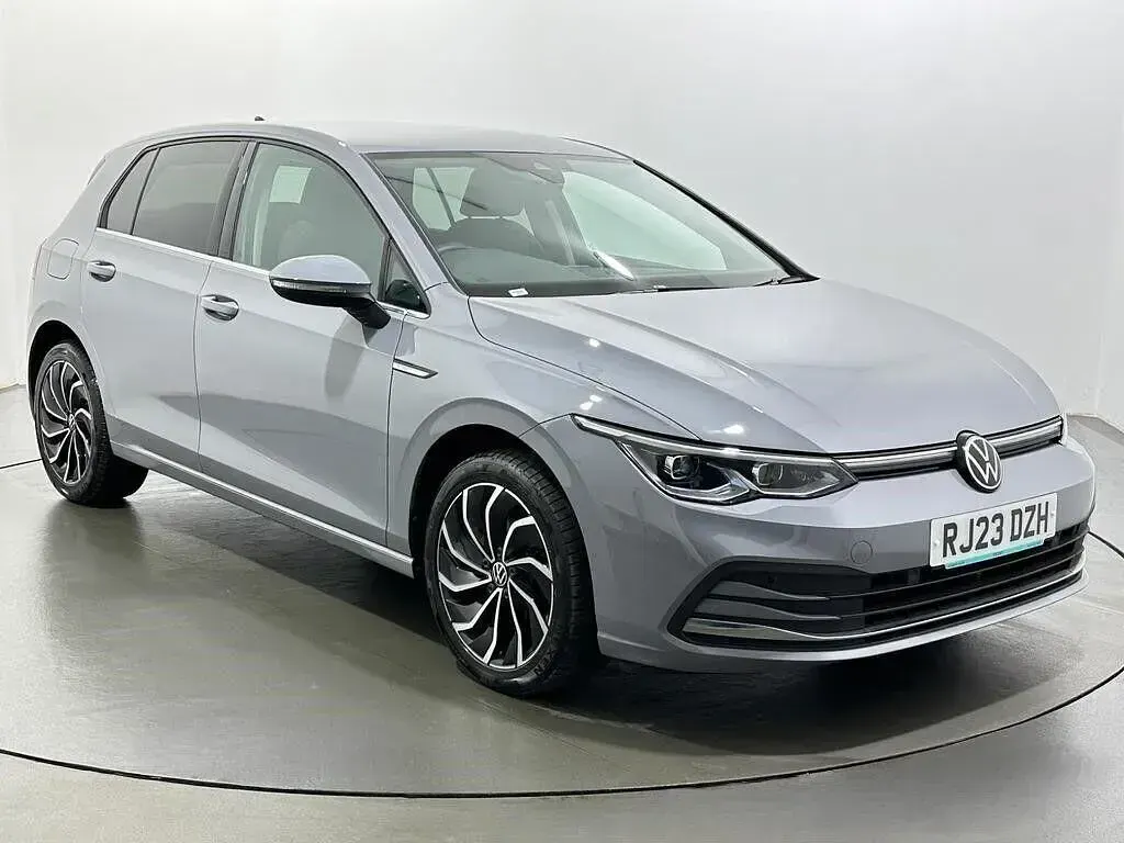 Used VW Golf VIII Edition 131 HP (96 kW) 2023 Hatchback