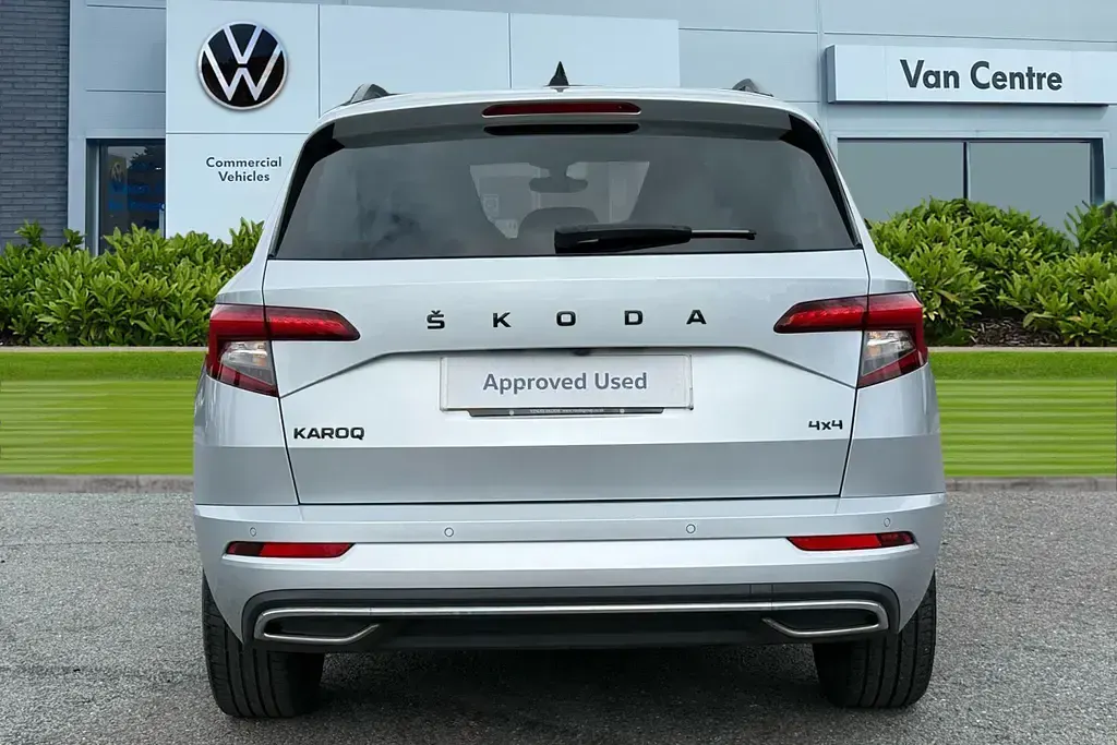 Used Skoda Karoq SportLine 190 HP (139 kW) 2022 Silver SUV