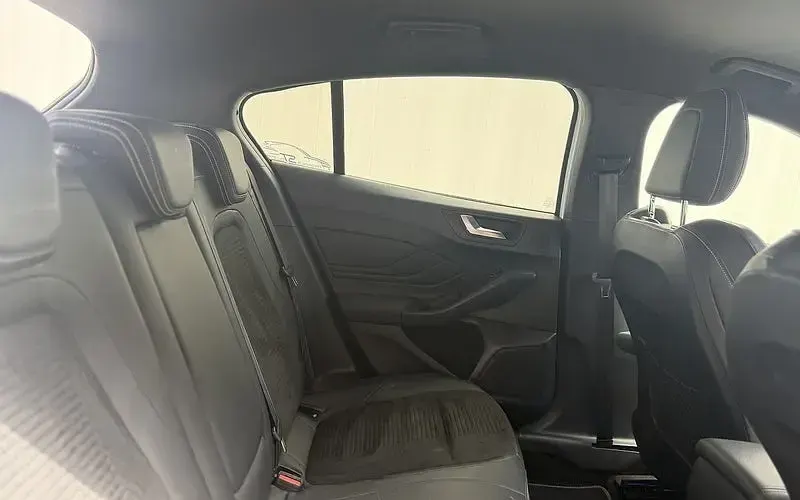 Used Ford Focus ST 280 HP (205 kW) 2019 White Hatchback