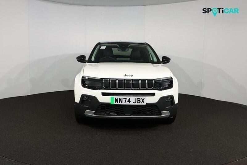 White Used 2024 Jeep Avenger EV Summit SUV | £18,290 (Fair price) - Image 1/4