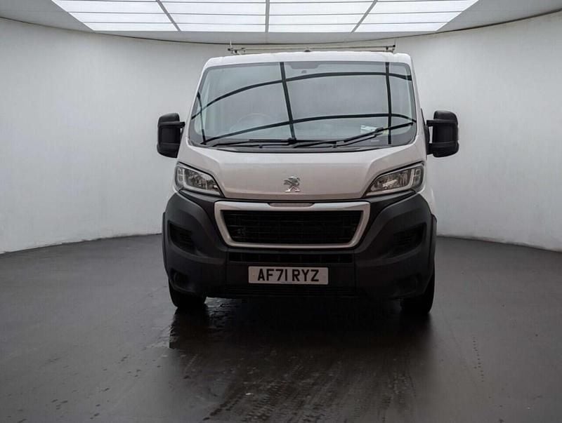Begagnad Peugeot Boxer S 120 HK (88 kW) 2021 Vit Van