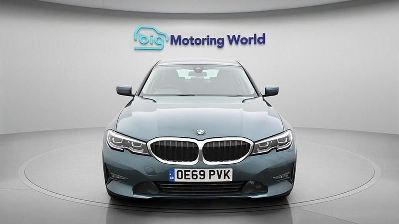 Used BMW 330e 292 HP (214 kW) 2020 Blue Sedan