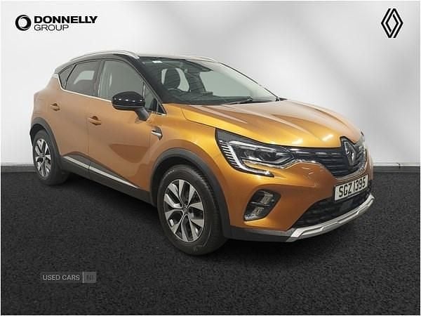 Orange/black Used 2020 Renault Captur Version S SUV | £11,485 (Fair price) - Image 1/4