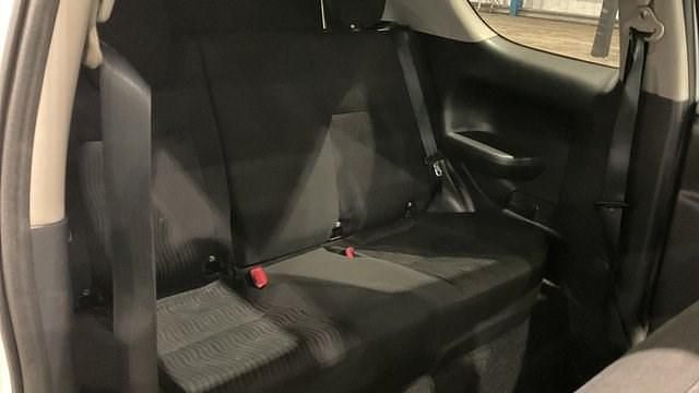 Used Suzuki Swift SZ4 94 HP (69 kW) 2012 White Hatchback