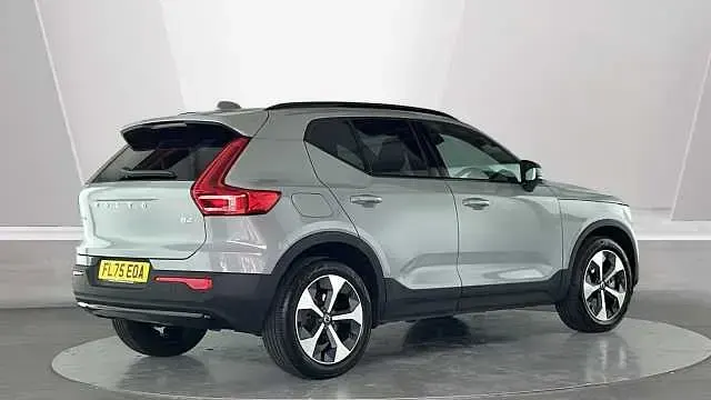 Used Volvo XC40 Plus 197 HP (144 kW) 2025 Grey SUV