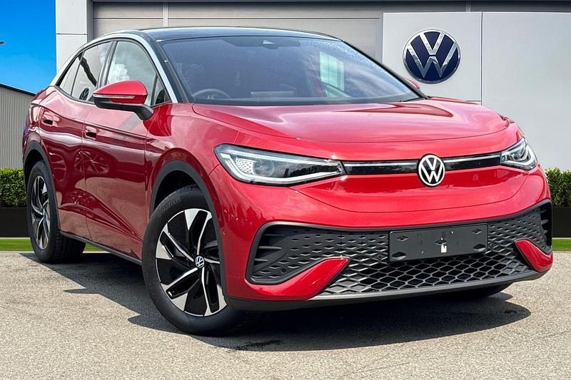 Red New 2025 VW ID.5 Pro SUV | £36,146 (A bit pricey) - Image 1/4
