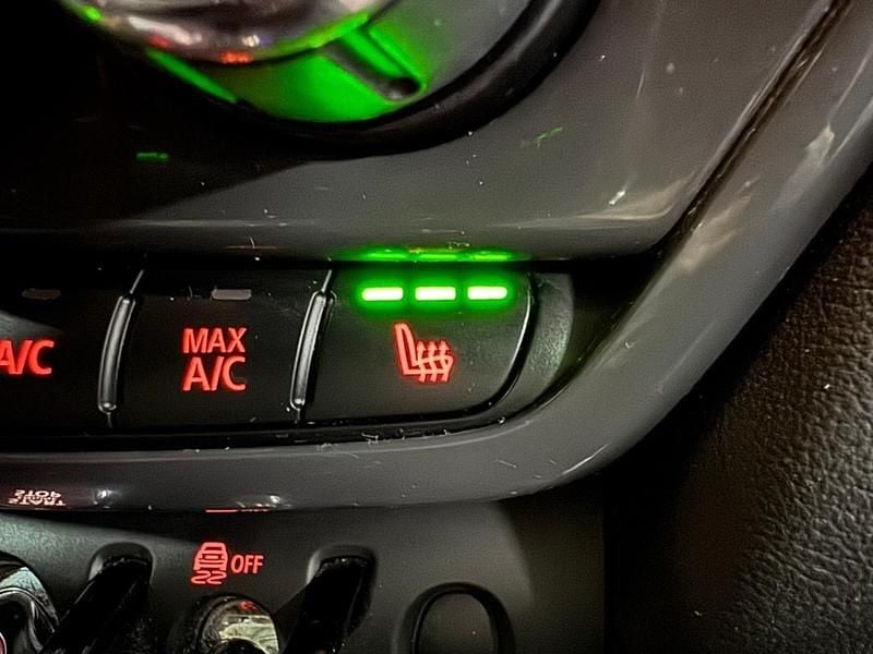 Used Mini Cooper D 150 HP (110 kW) 2017 Silver Hatchback