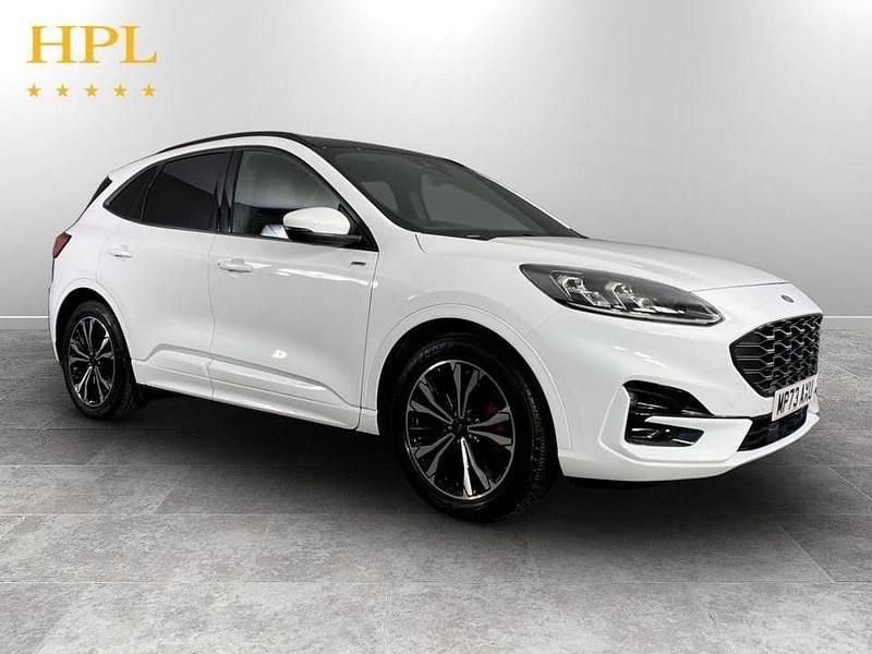 Begagnad Ford Kuga ST-Line X 190 HK (139 kW) 2024 Vit SUV