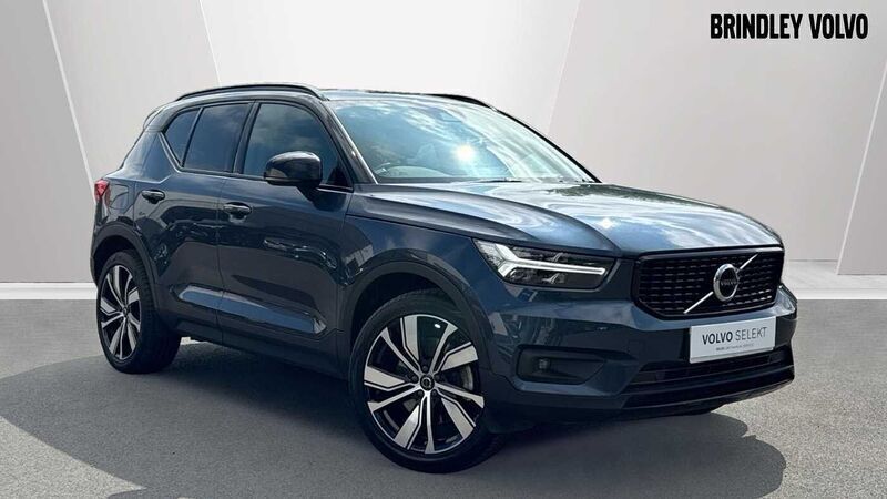 Used 2022 Volvo XC40 R-Design Pro SUV | £23,656 (Fair price) - Image 1/3