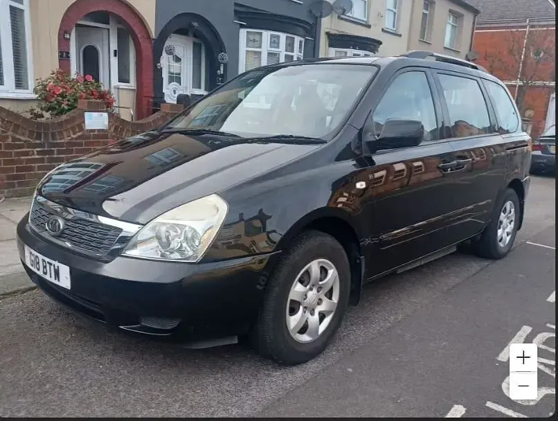 Used Kia Sedona 2011 Black MPV
