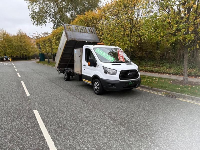 White Used 2018 Ford Transit S Cabriolet | £10,000 (Fair price) - Image 1/4