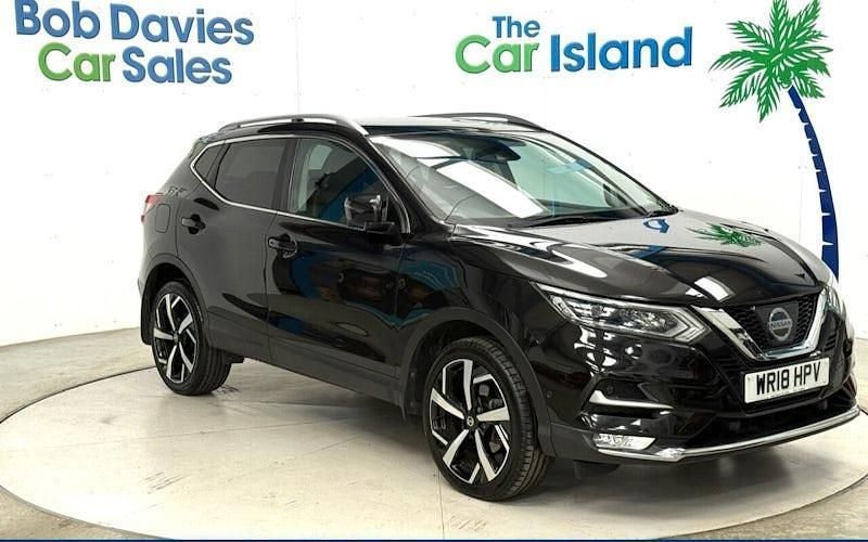 Black Used 2018 Nissan Qashqai S SUV | £10,395 (Fair price) - Image 1/4