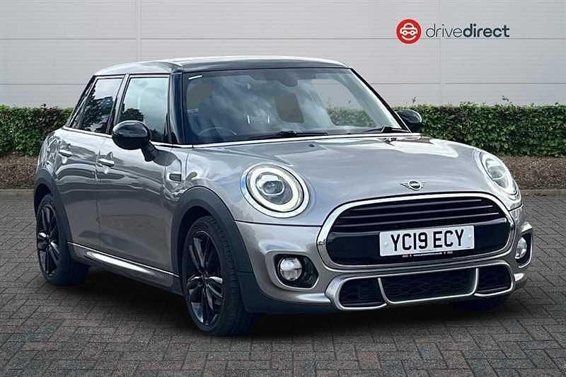 Silver Used 2019 Mini Cooper Hatch Hatchback | £13,299 (Expensive) - Image 1/4