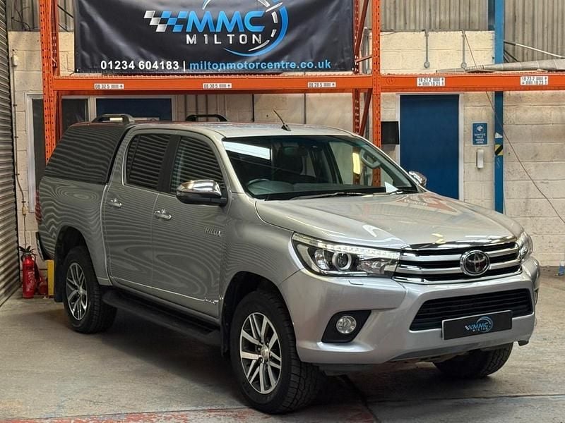 Used Toyota HiLux 2018 Silver Pickup