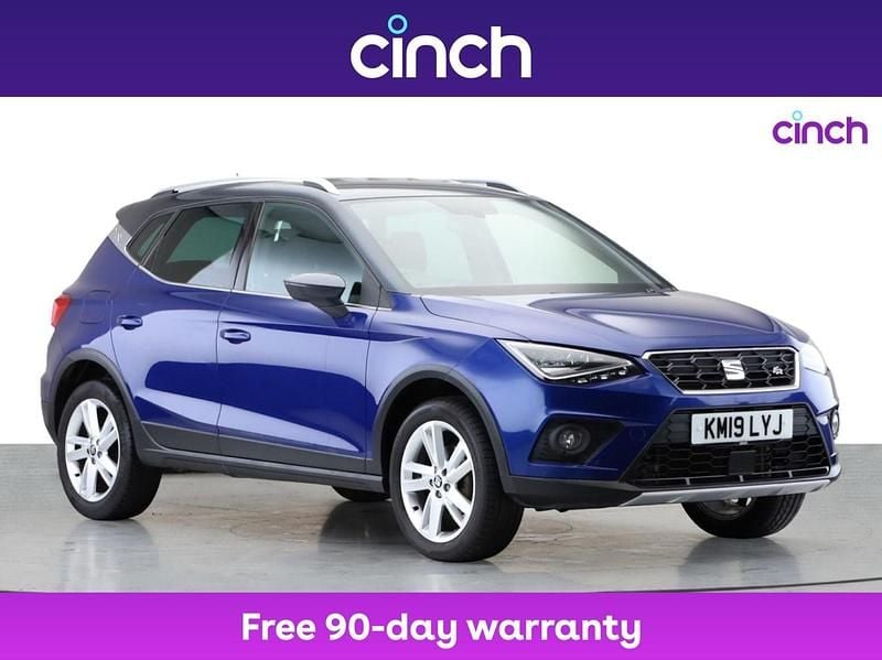 Blue Used 2019 Seat Arona FR SUV | £10,099 (Fair price) - Image 1/3