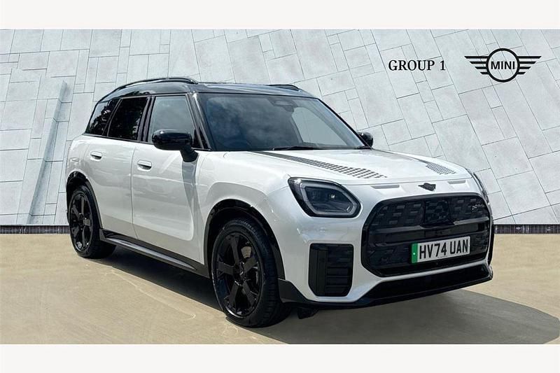 White Used 2024 Mini Countryman Sport SUV | £40,990 (Fair price) - Image 1/4