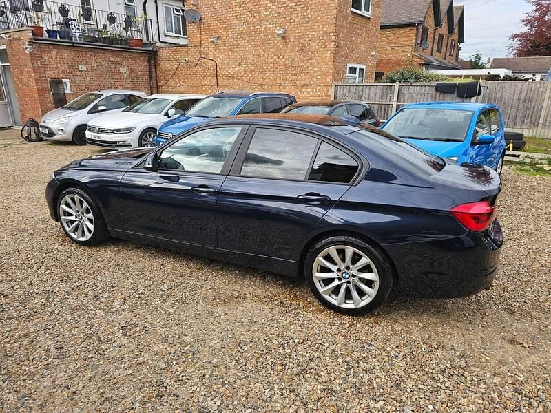 Used BMW 320 Comfort Edition 2016 Blue Sedan