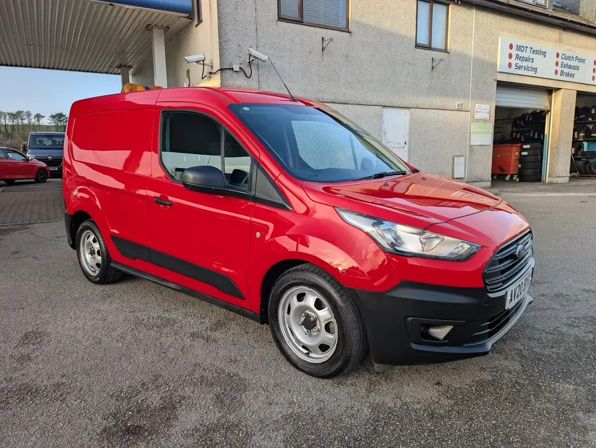 Used Ford Transit Connect 75 HP (55 kW) 2020 Red MPV