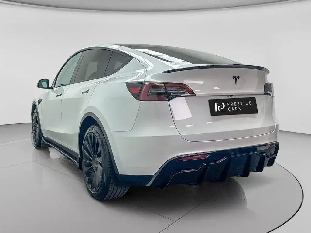 Used Tesla Model Y 282 kW (384 HP) 2022 White SUV