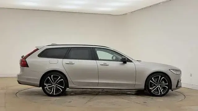 Used Volvo V90 Ultra 449 HP (330 kW) 2025 Silver Estate