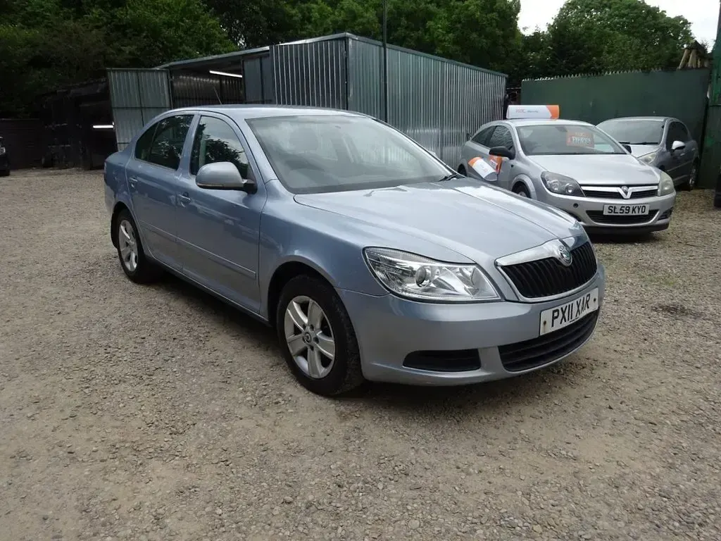 Used Skoda Octavia SE 102 HP (75 kW) 2011 Blue Hatchback