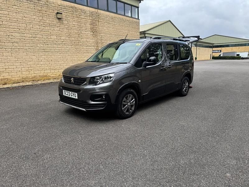 Used Peugeot Rifter Allure 2023 Grey MPV