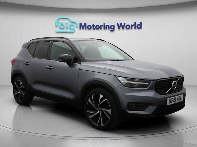 Grey Used 2019 Volvo XC40 R-Design Pro SUV | £19,700 (Fair price) - Image 1/4