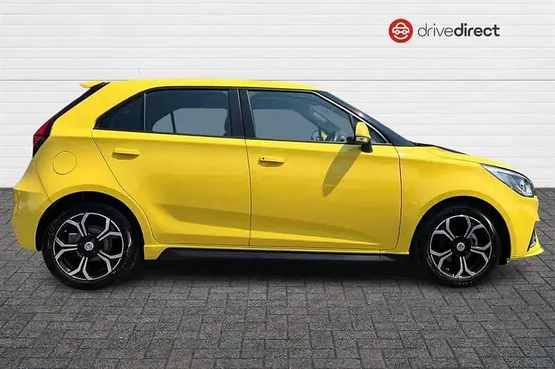 Used MG MG3 Exclusive 106 HP (77 kW) 2022 Yellow Hatchback