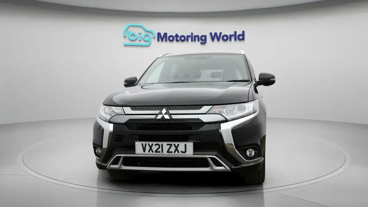 Used Mitsubishi Outlander P-HEV 224 HP (164 kW) 2021 Black SUV