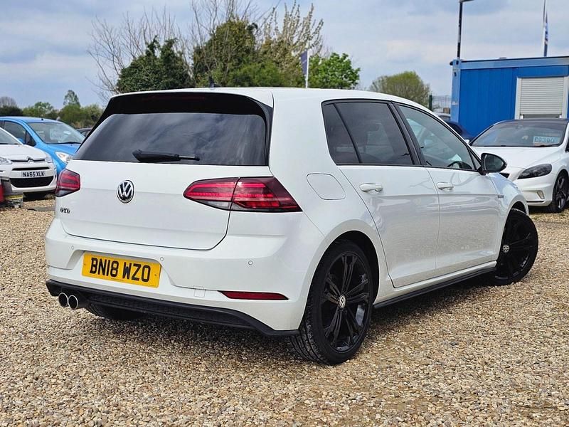 Used VW Golf VII GTD 150 HP (110 kW) 2018 White Hatchback