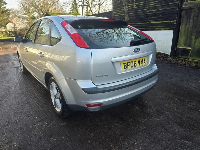 Used Ford Focus Titanium 2006 Silver Hatchback
