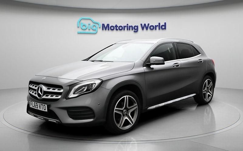 Used Mercedes GLA180 AMG line 122 HP (89 kW) 2020 Grey SUV
