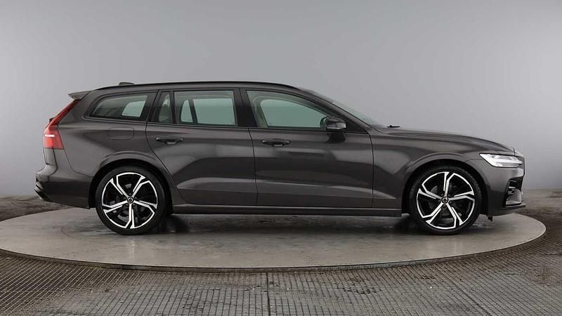 Used Volvo V60 Plus 163 HP (119 kW) 2022 Grey Estate