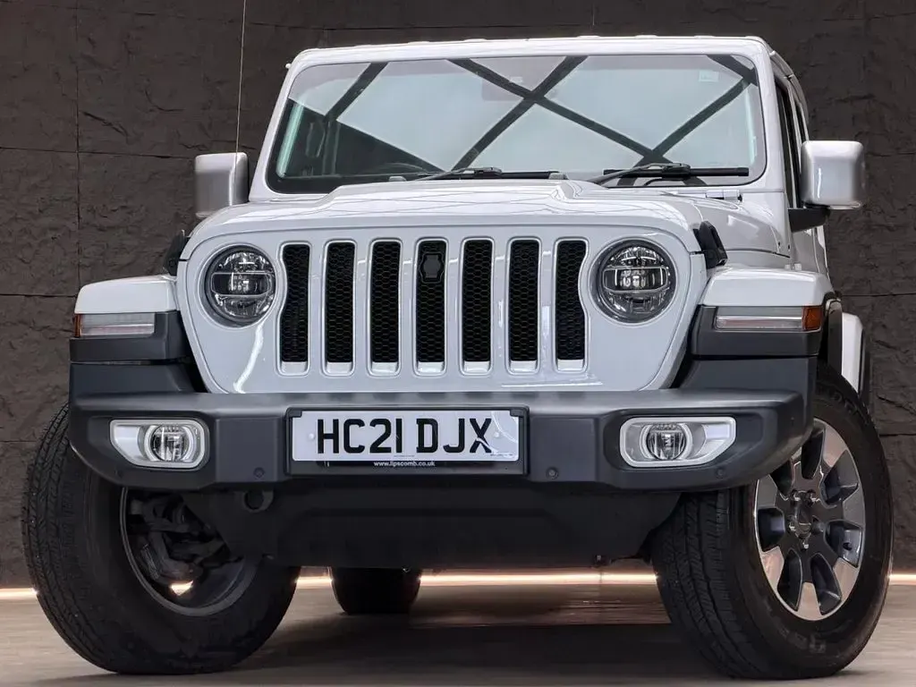 Used Jeep Wrangler Overland 272 HP (200 kW) 2021 White SUV