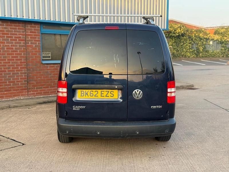 Used VW Caddy Maxi 102 HP (75 kW) 2012 Blue MPV