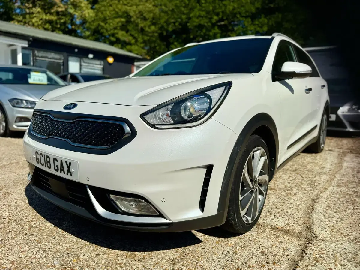 Used Kia Niro 141 HP (103 kW) 2018 White SUV