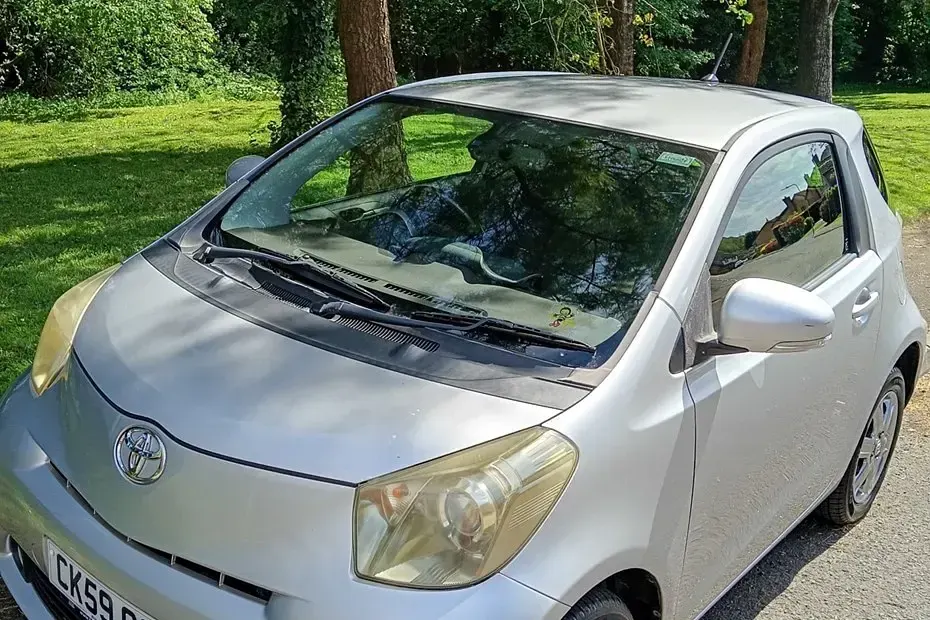 Usado Toyota iQ 68 HP (50 kW) 2009 Citadino