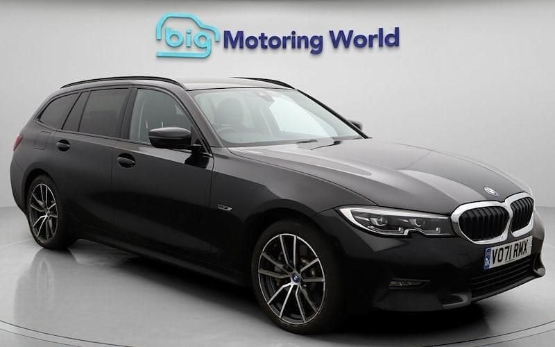 Used 2021 BMW 330e Sport Line Estate | £19,230 (Fair price) - Image 1/4