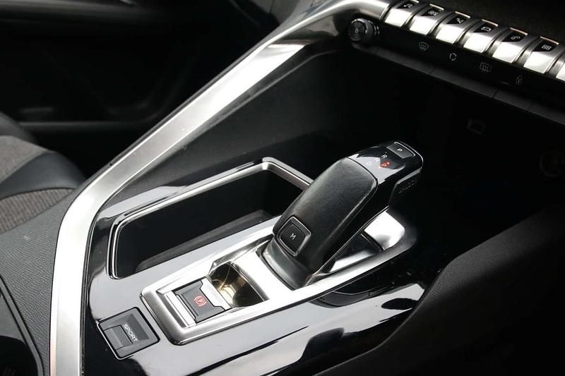 Image 2/4