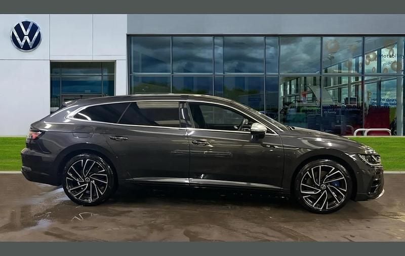 Used VW Arteon R 320 HP (235 kW) 2023 Manganese grey metallic Estate