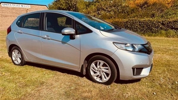 Silver Used 2016 Honda Jazz SE Hatchback | £6,000 (Fair price) - Image 1/1