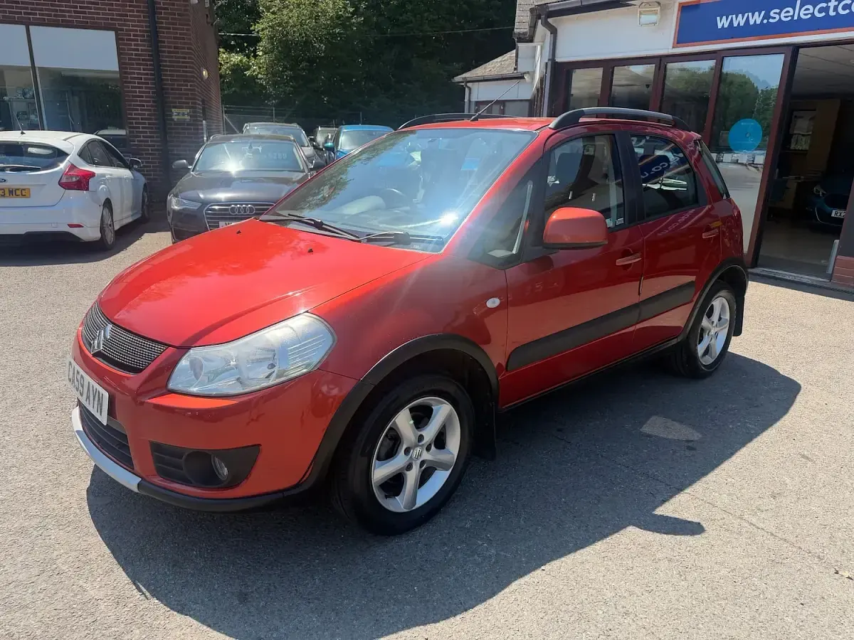 Used Suzuki SX4 GLX 98 HP (72 kW) 2009 Orange Hatchback