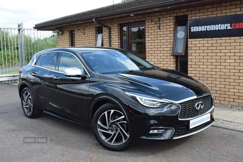 Used Infiniti Q30 109 HP (80 kW) 2017 Black Hatchback