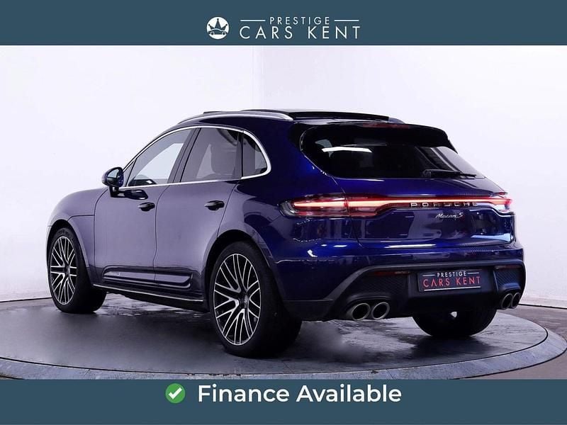 Used Porsche Macan 380 HP (279 kW) 2022 Blue SUV