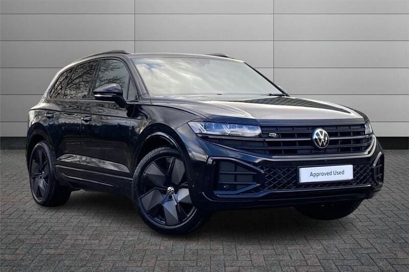 Grenadilla black Used 2025 VW Touareg Black Edition SUV | £56,795 (Fair price) - Image 1/4