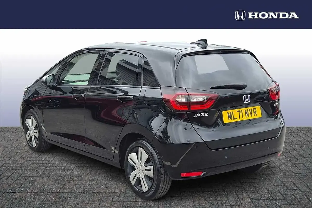 Used Honda Jazz Hybrid 109 HP (80 kW) 2022 Black Hatchback