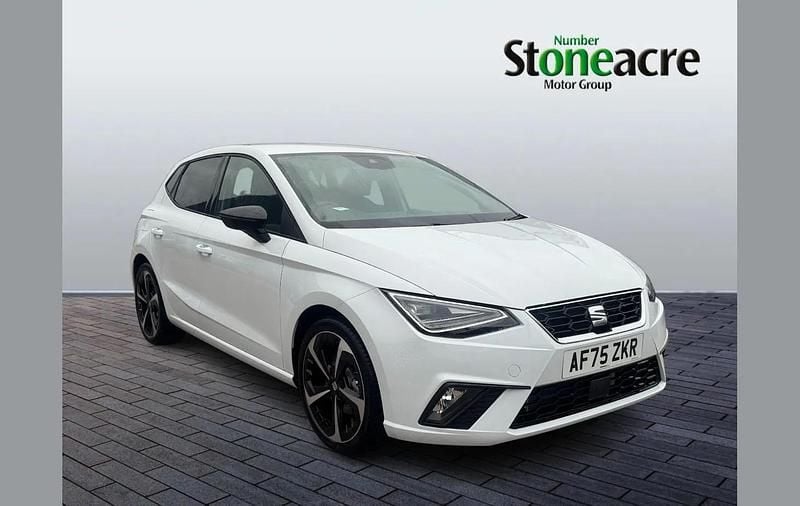 White New 2025 Seat Ibiza FR Sport Hatchback | £18,495 (Good price) - Image 1/4