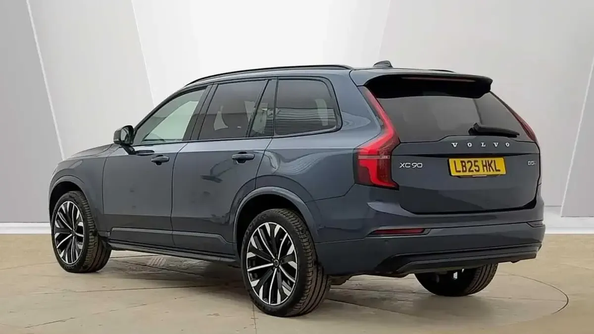 Usado Volvo XC90 Ultra 455 HP (334 kW) 2025 Azul SUV